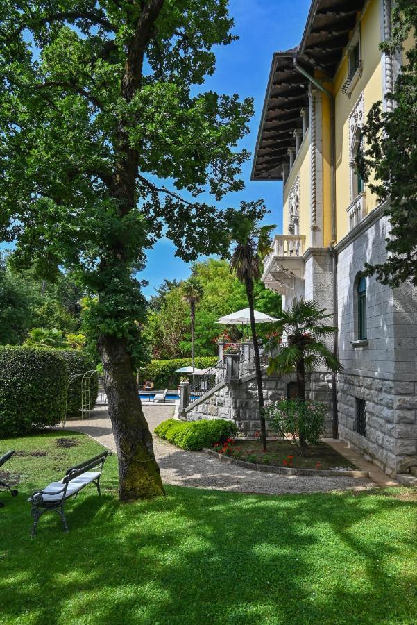Hotel Villa Astra Ловран Екстер'єр фото