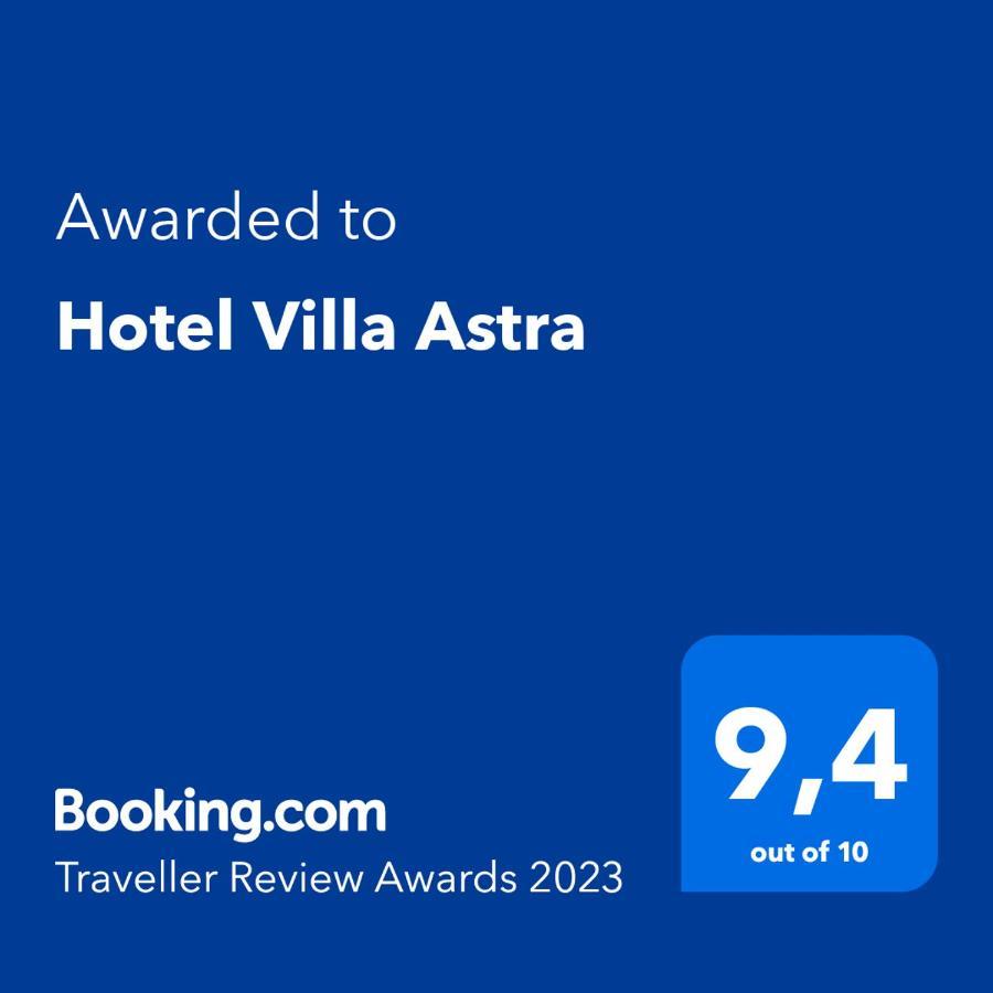 Hotel Villa Astra Ловран Екстер'єр фото