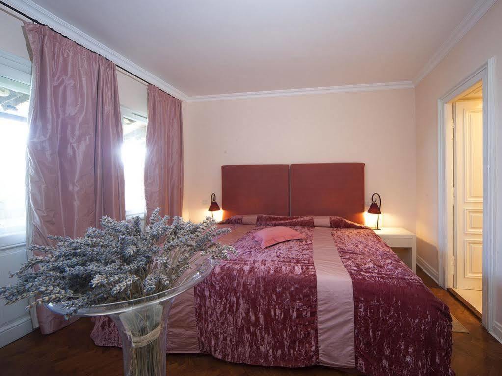 Hotel Villa Astra Ловран Екстер'єр фото