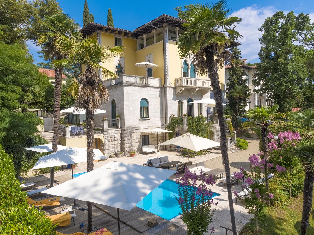 Hotel Villa Astra Ловран Екстер'єр фото