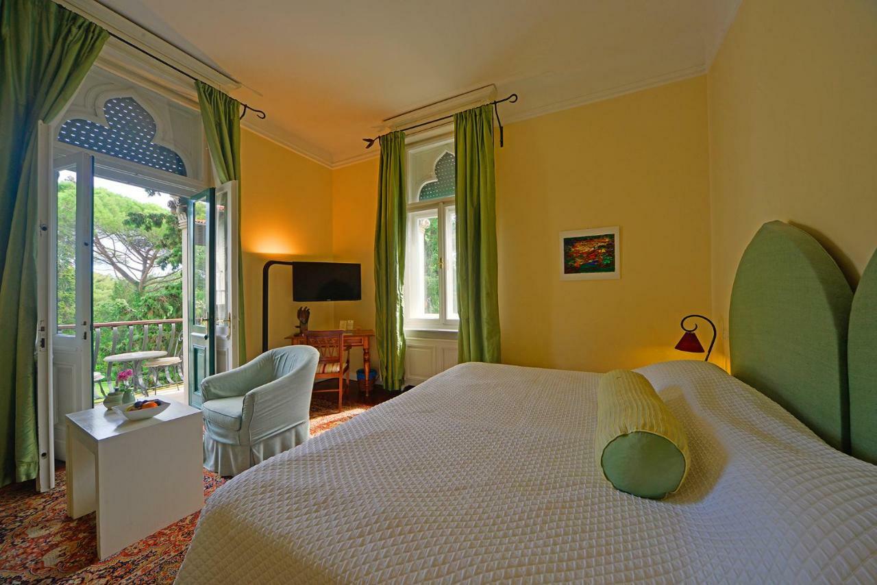 Hotel Villa Astra Ловран Екстер'єр фото